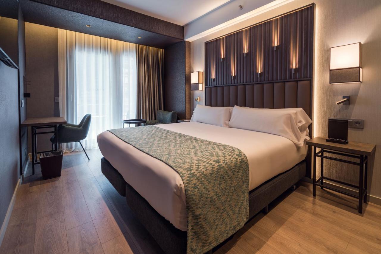 Catalonia Gran Via 4*